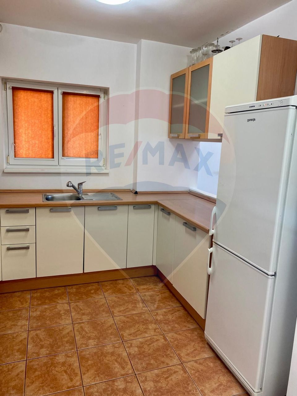 2 room Apartment for rent, Subcetate area