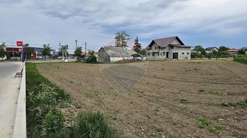 Land 4,505sqm Dumbraveni / DN E58