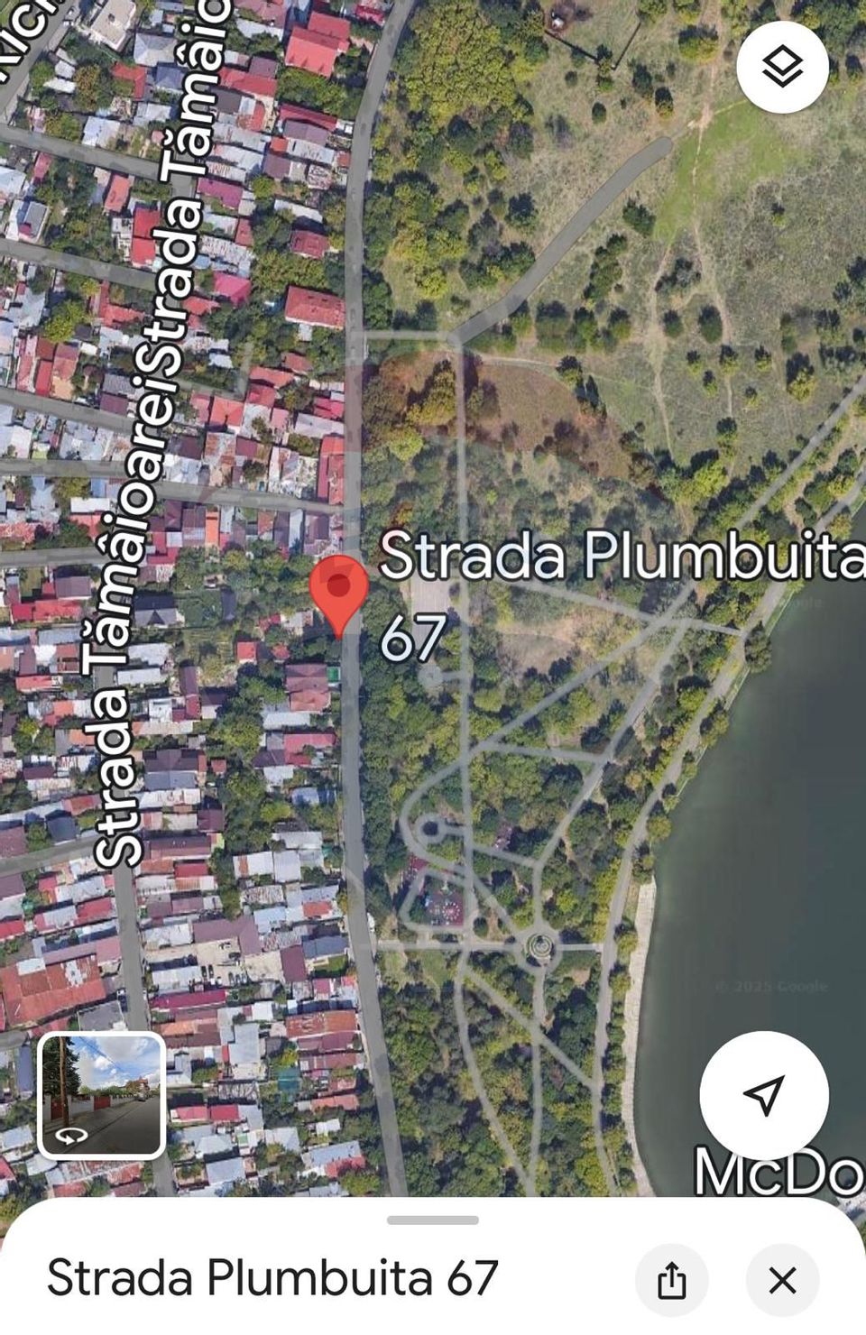 Land overlooking lake/park Plumbuita/Colentina