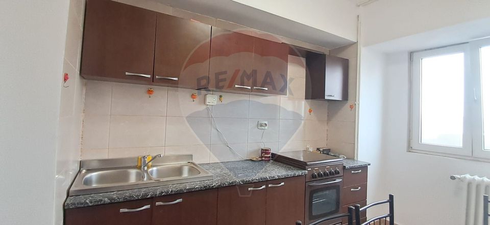 4 room Apartment for rent, P-ta Victoriei area