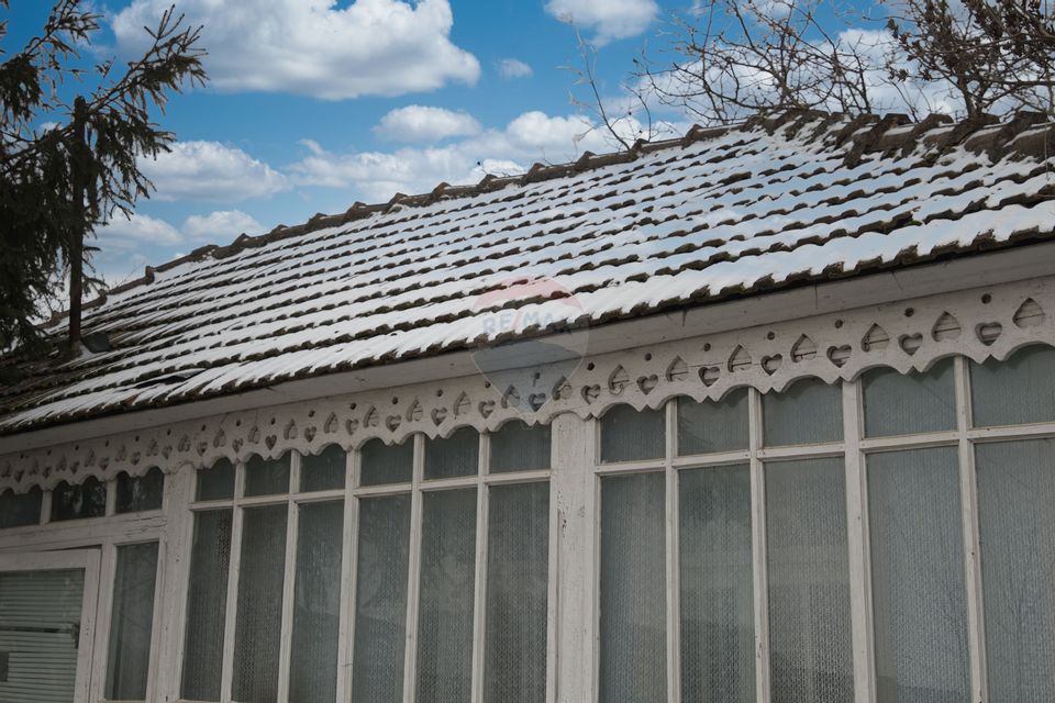 Casă  cu 3 camere de vânzare