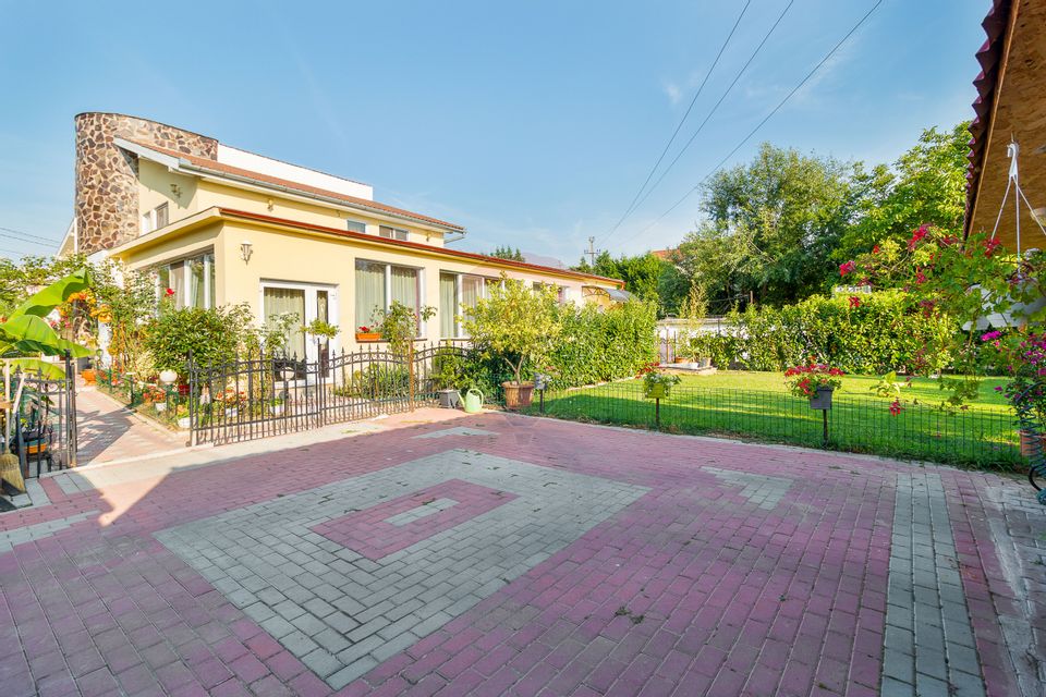 6 room House / Villa for sale, Dealuri Oradea area