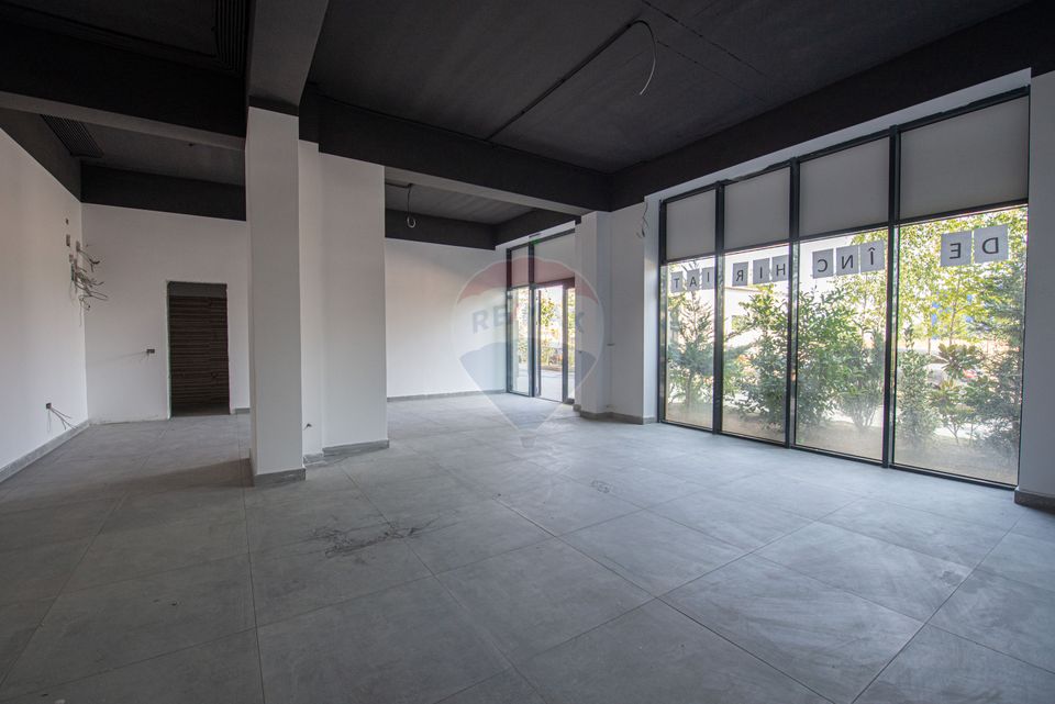 Spatiu comercial de inchiriat 86mp cu vitrina Militari
