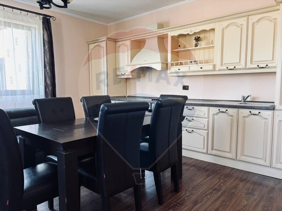 4 room House / Villa for sale