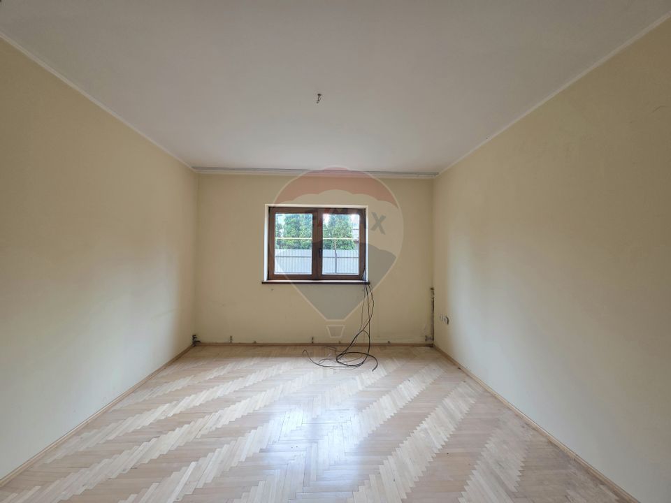 De vânzare proprietate unicat în Sascut - Bacău