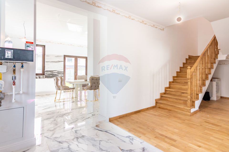 Duplex house for sale Chitila 5 rooms / land 348 sqm