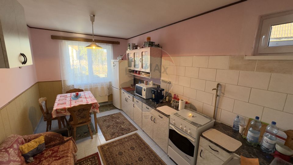 Casă / Vilă cu 3 camere de vânzare
