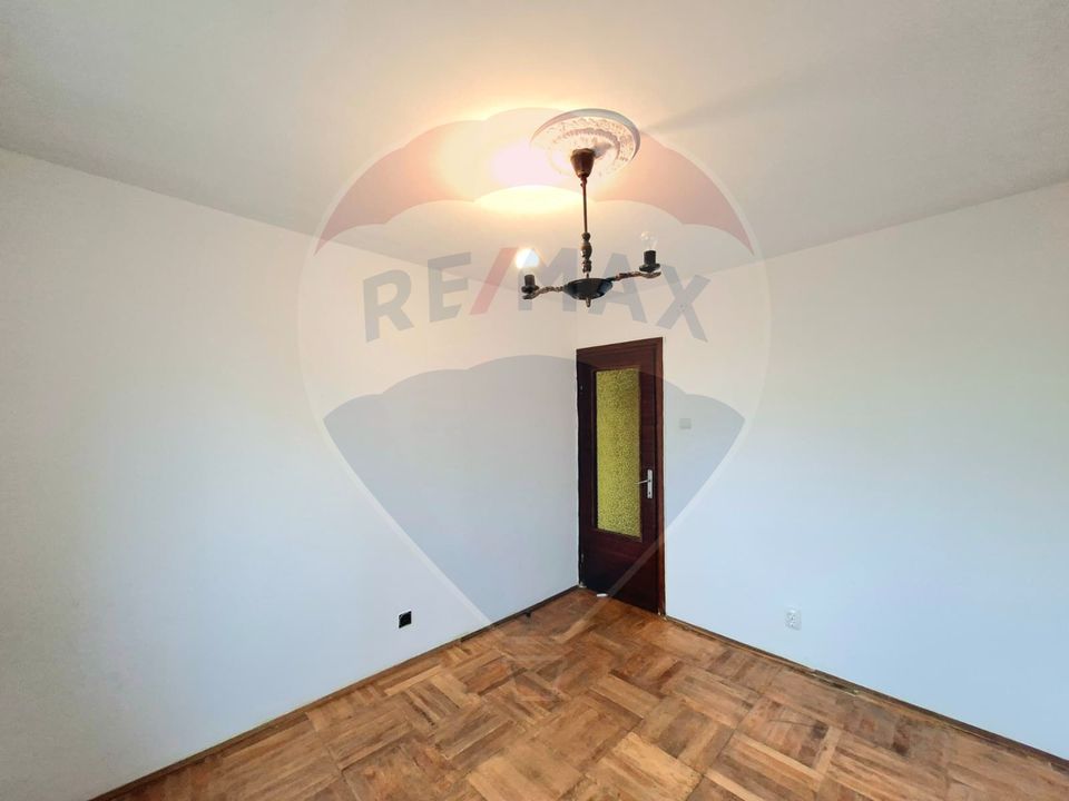 3 room Apartment for sale, Romanilor area