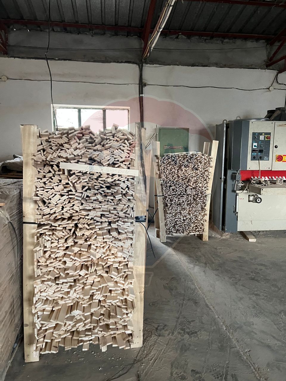 Spațiu industrial de 7,756mp de vânzare