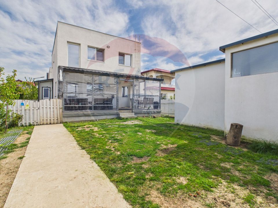 4 room House / Villa for sale