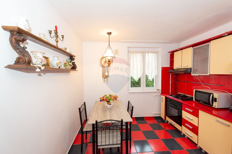 Inchiriere apartament 2 camere decomandat,  metrou 1 Decembrie 1918