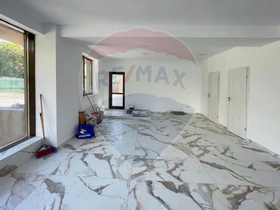 Commercial space 2025 Petre Ispirescu | First Rent