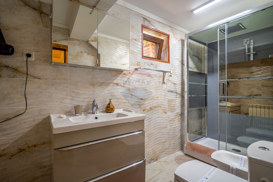 Vila moderna cu 2 corpuri in Busteni | Ideala pentru turism