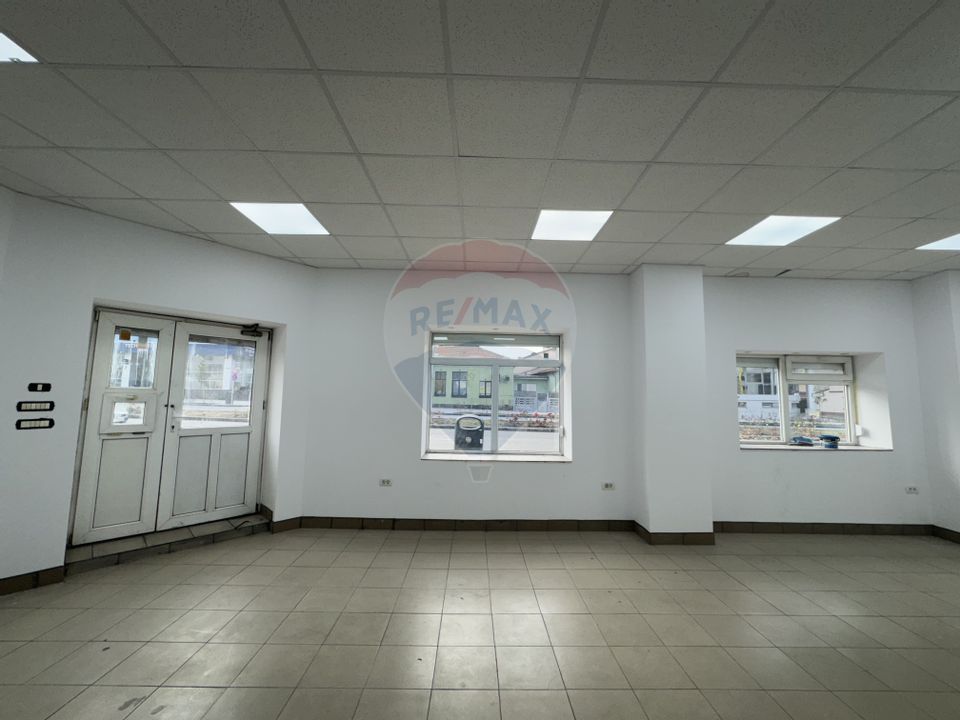 60sq.m Commercial Space for rent, Central area