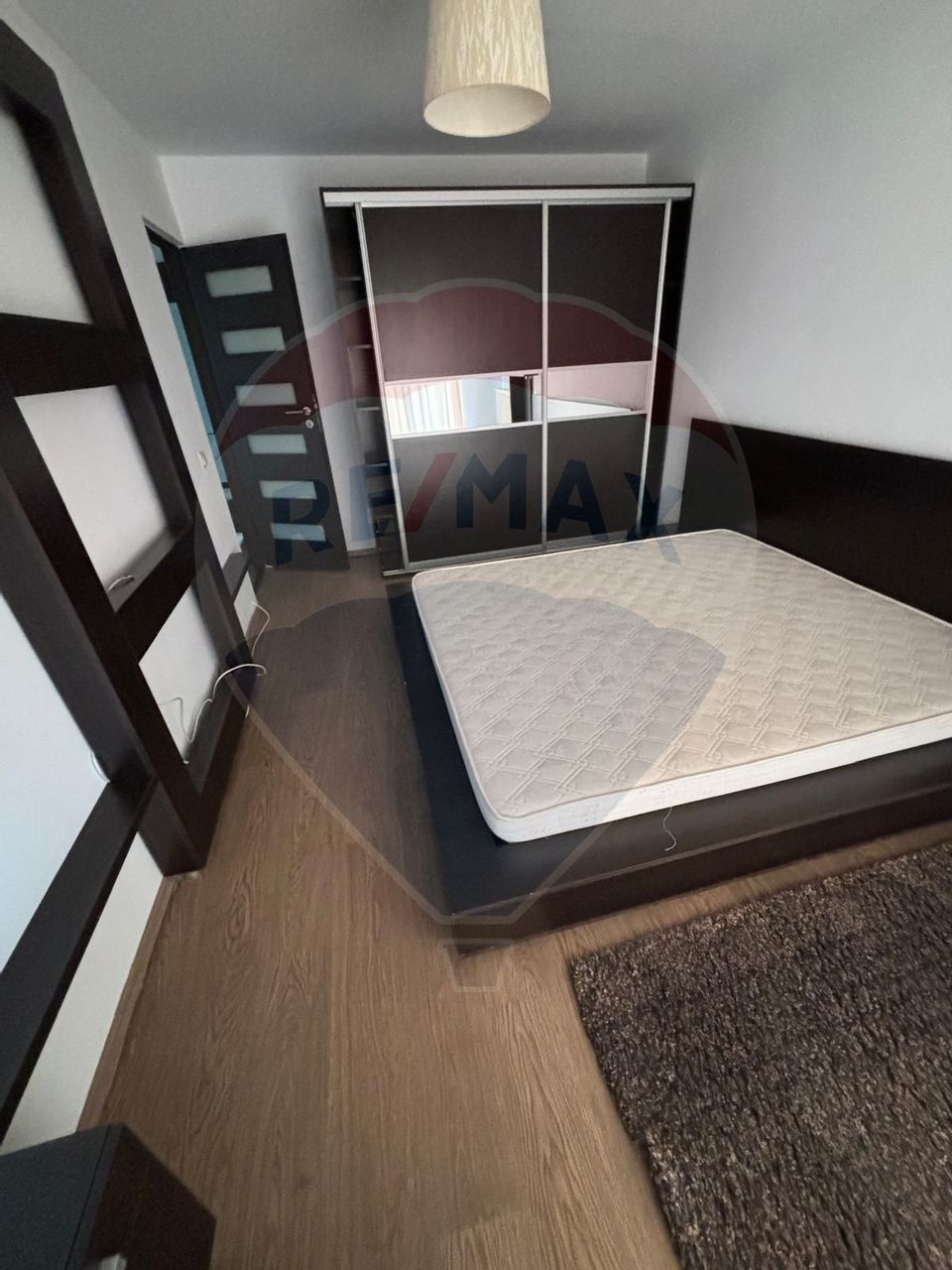 Apartament cu 2 camere de închiriat | Șesul de Sus Florești