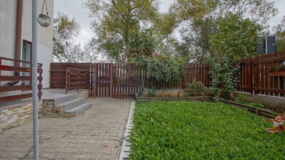 Apartament cu 2 camere decomandat cu gradina- Sanpetru