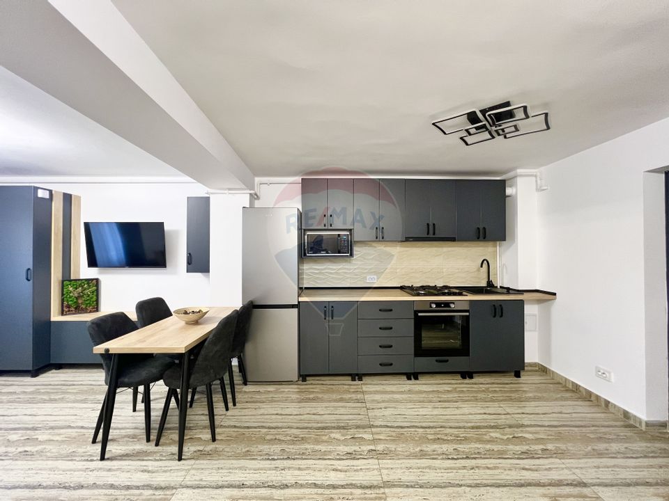 2 room Apartment for rent, P-ta Muncii area