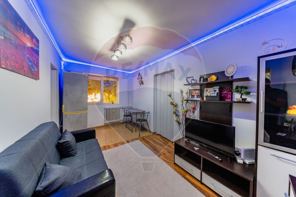 Apartament cu 2 camere de închiriat în zona Intim