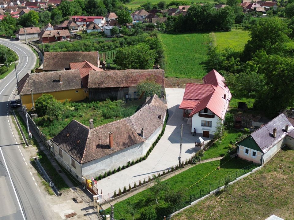 Casă moderna in Transilvania - comuna Blajel, jud. Sibiu-1450 mp teren