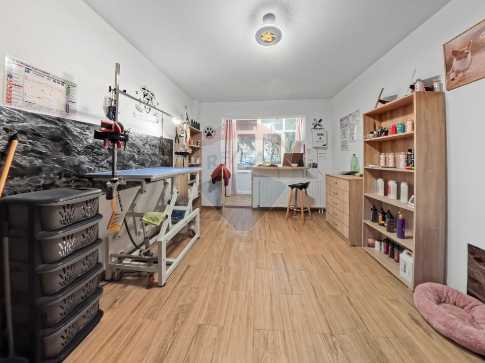 Rezervat! Spațiu comercial la parter de vânzare Mioritei - Bacau