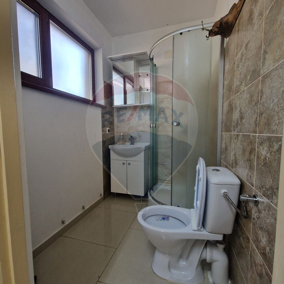 8 room House / Villa for rent, Dambul Rotund area