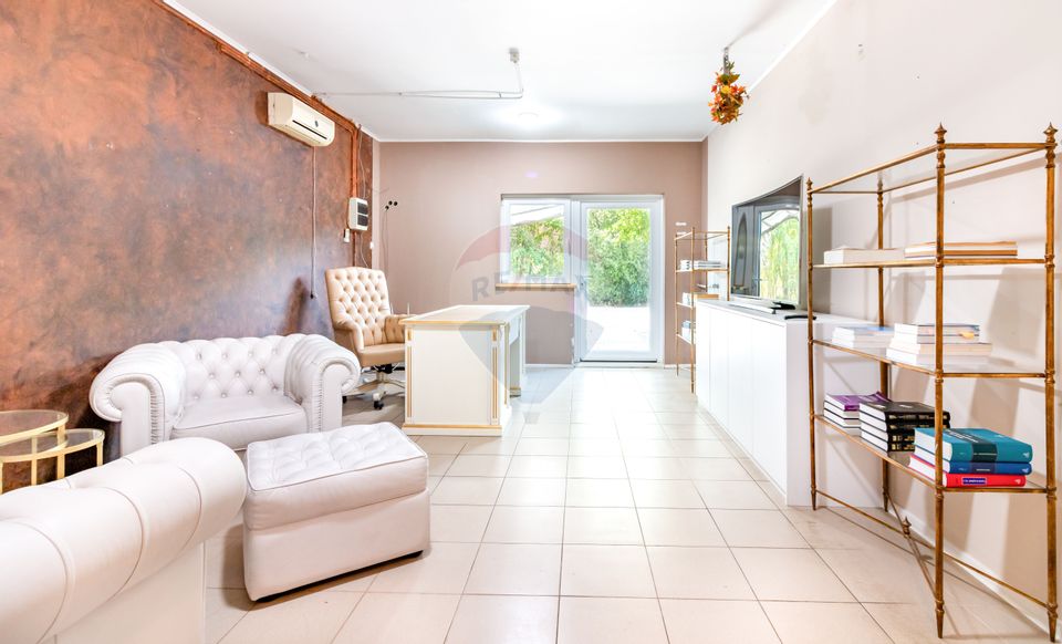 Snagov - Vila 5 camere cu terase mari si iesire directa la lac