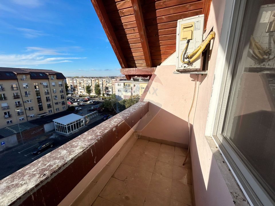 4 room Apartment for sale, Confectii area