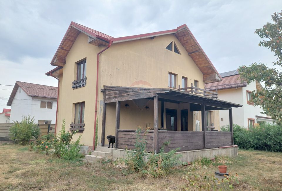 Casă cu 5 camere, 500 mp teren, Domnești, Ilfov