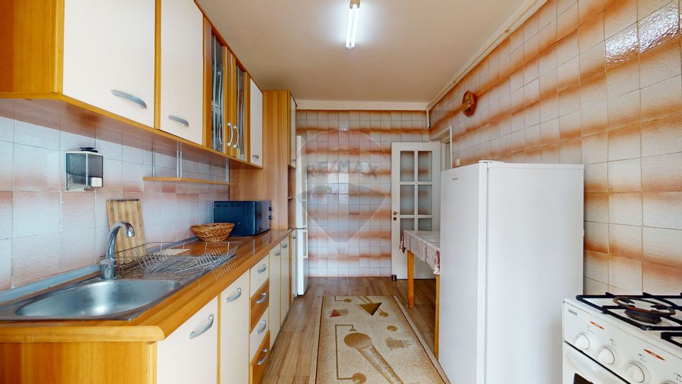 3 room Apartment for sale, Eroilor area