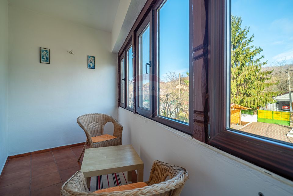 5 room House / Villa for sale