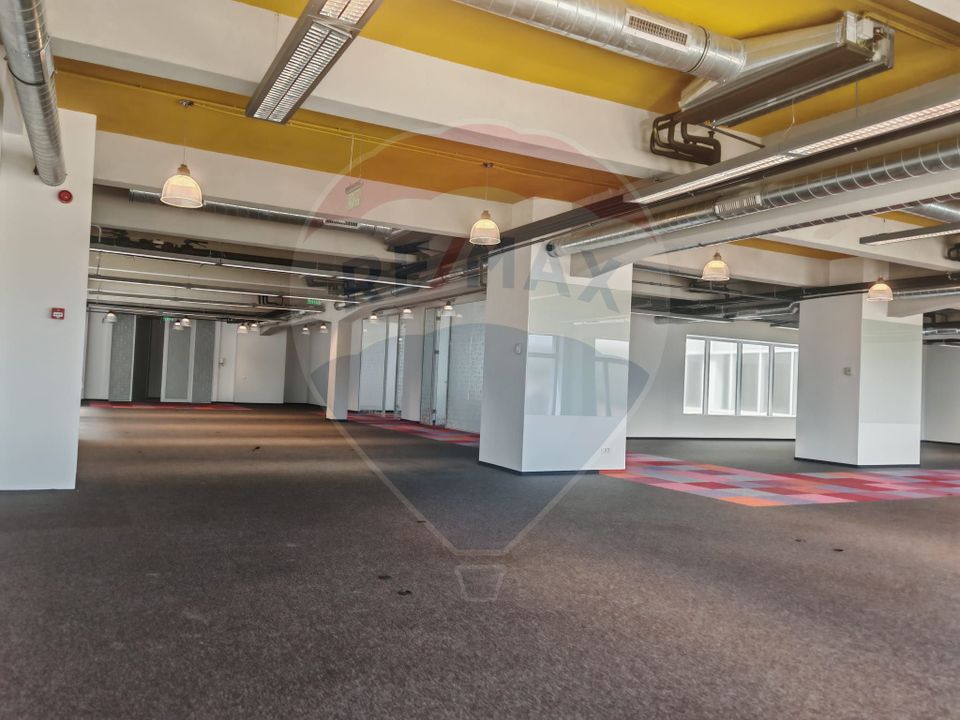 Spațiu de birouri de 1258 mp de închiriat în zona Gara