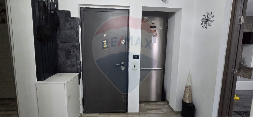 4 room Apartment for sale, Central area