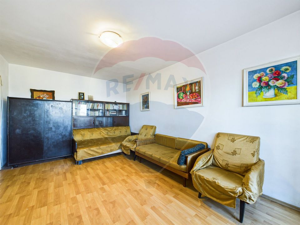 Apartament cu 3 camere de închiriat în zona Lacul Tei