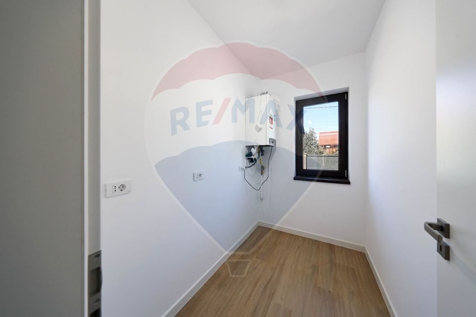 4 room House / Villa for sale