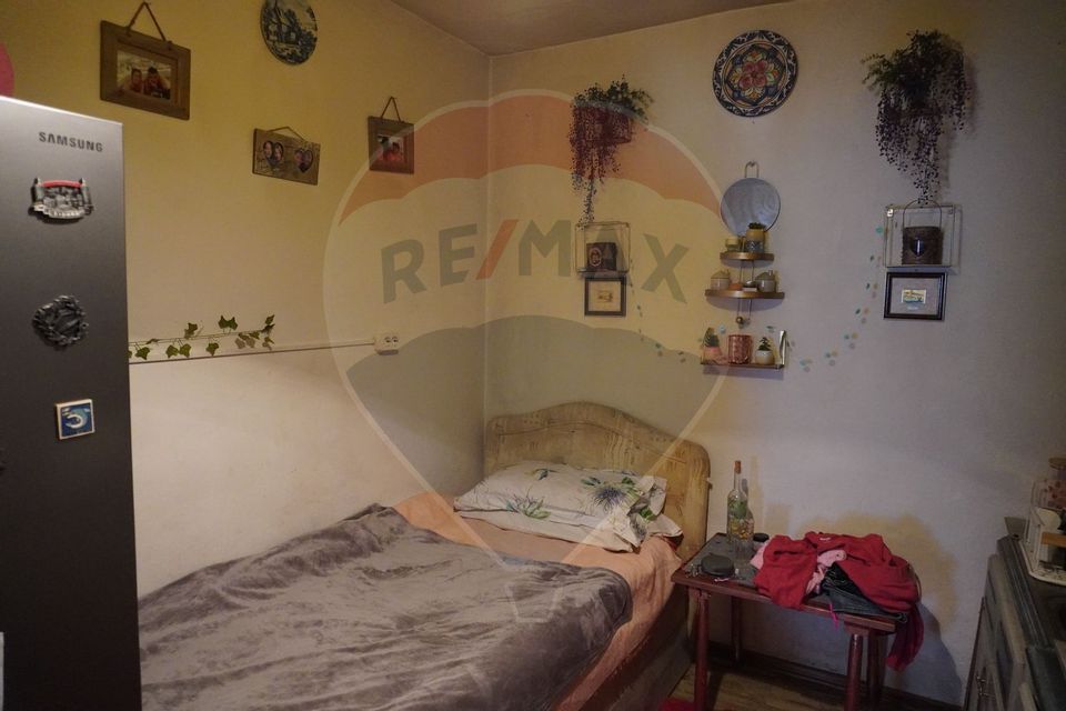 6 room House / Villa for sale