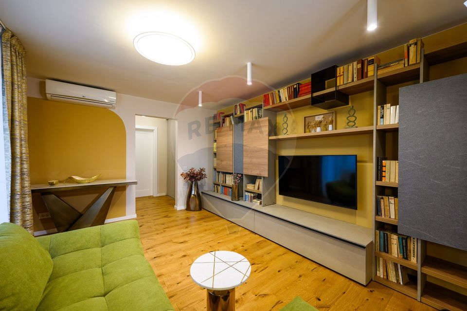 Apartament renovat, modern, cu 3 camere, de vânzare în Grigorescu