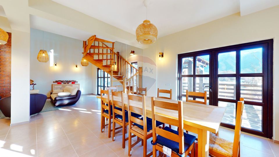 7 room House / Villa for sale