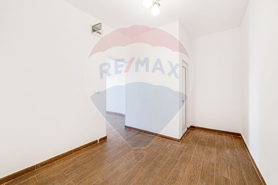 33sq.m Office Space for rent, UTA area