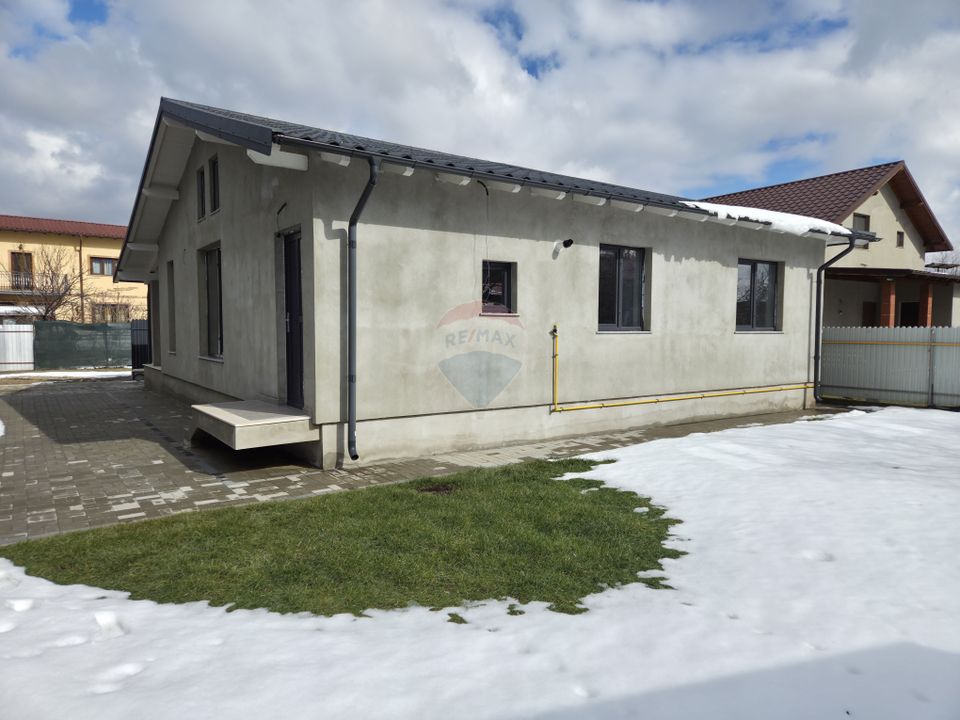 3 room House / Villa for sale