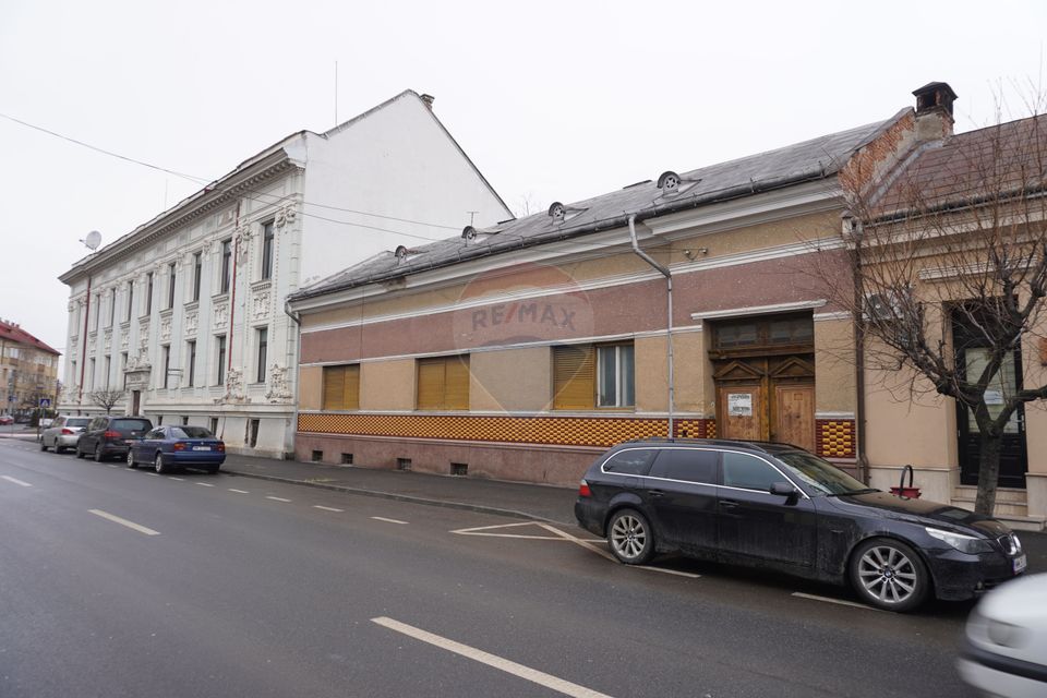 5 room House / Villa for sale