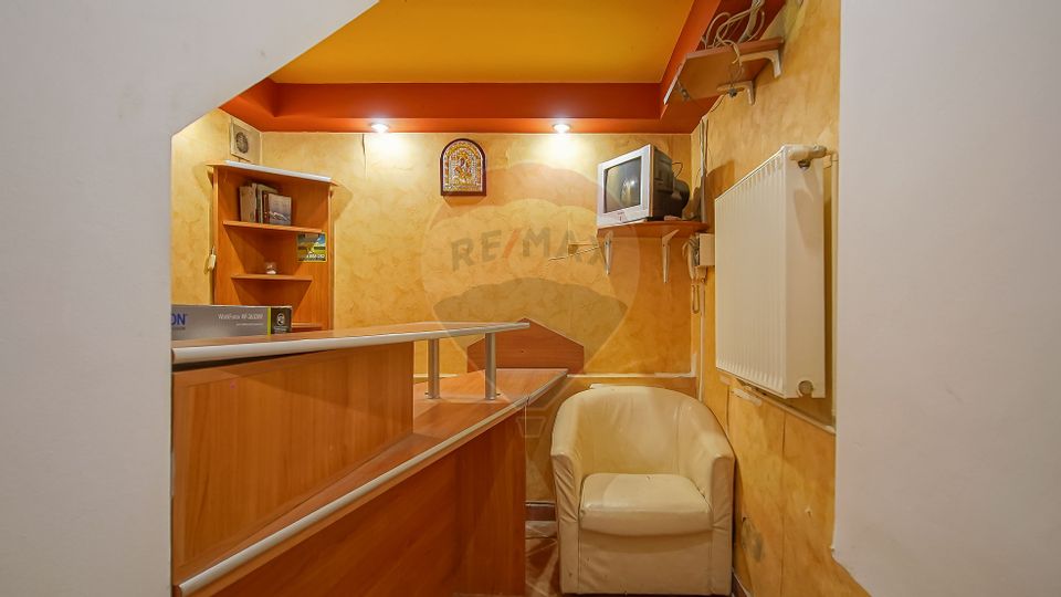 Casă / Vilă cu 12 camere de vânzare în zona Astra