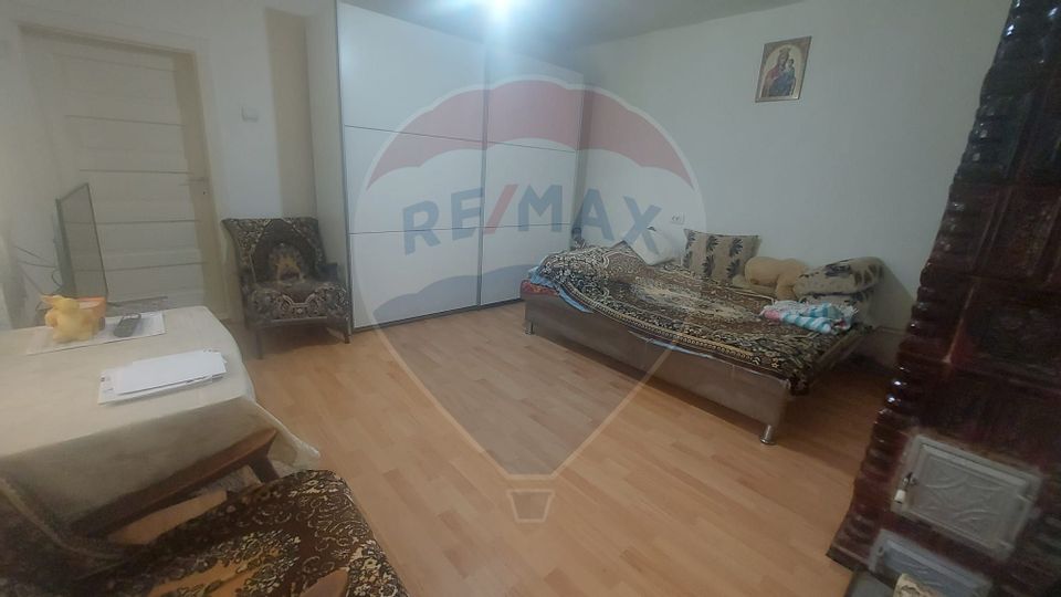 4 room House / Villa for sale