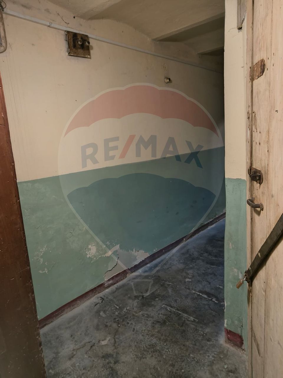 Apartament de vânzare în Palatul Berde, strada Horea