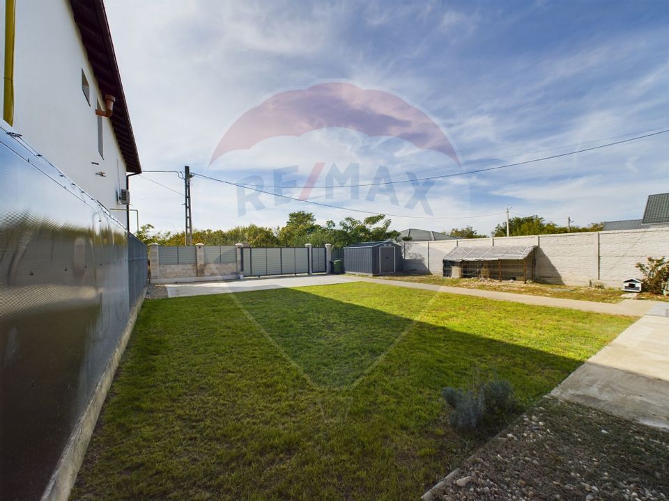 Casa 4 camere de vanzare Crevedia in zona Kaufland-Mall