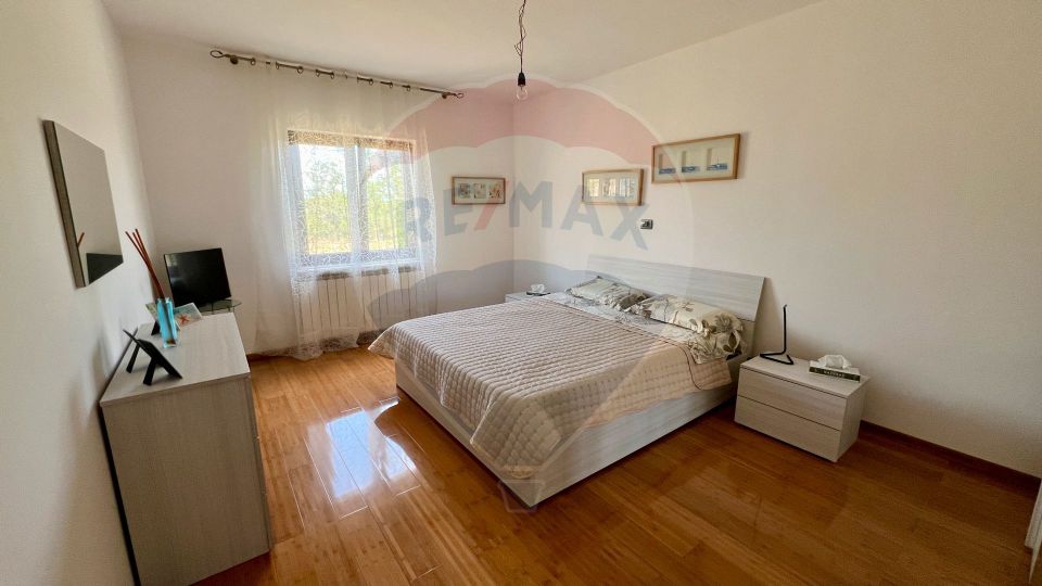 4 room House / Villa for sale, Sud area