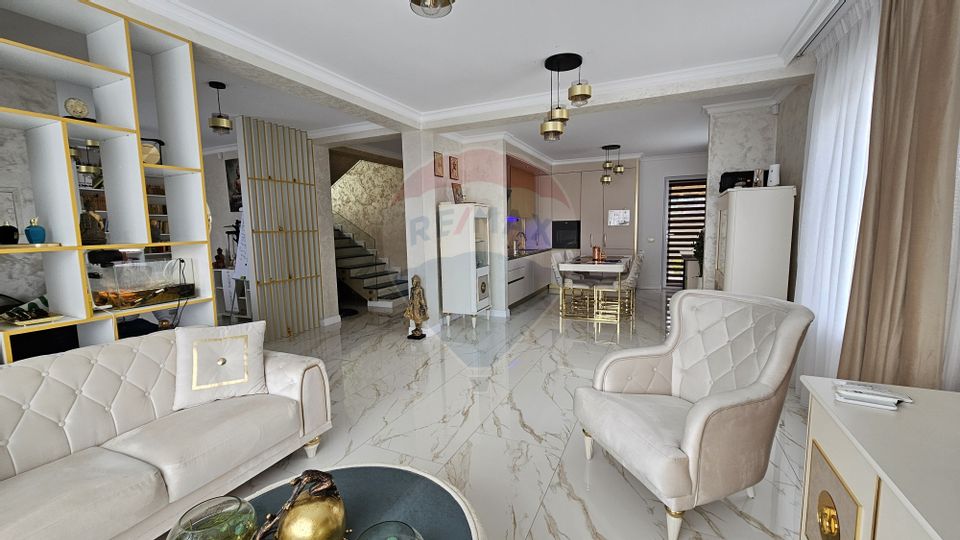 5 room House / Villa for sale