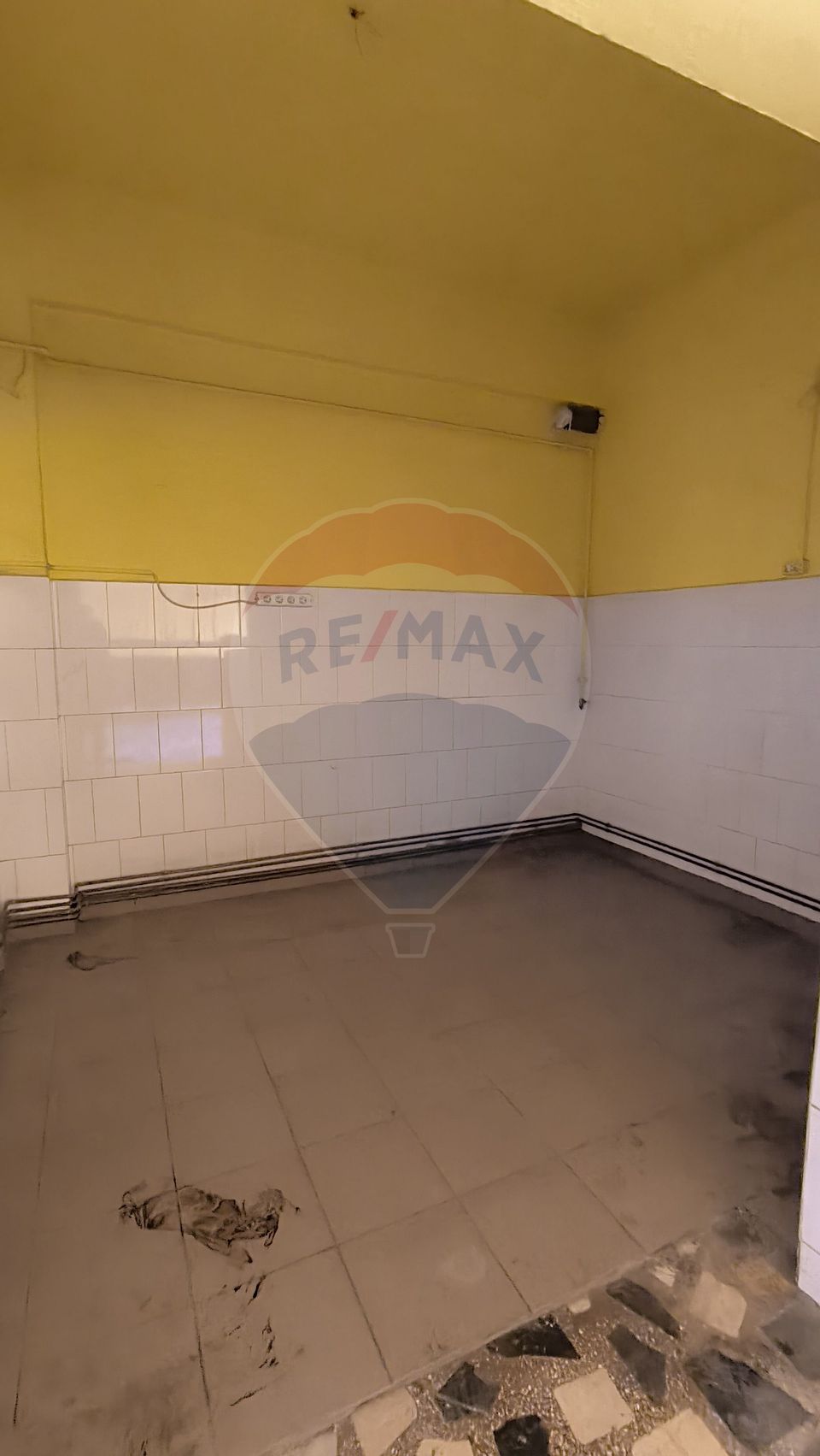 125sq.m Commercial Space for rent, Manastur area