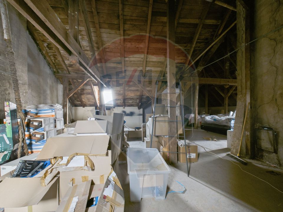 Vila interbelică cu personalitate