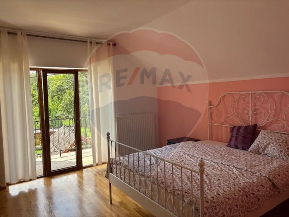 5 room House / Villa for sale