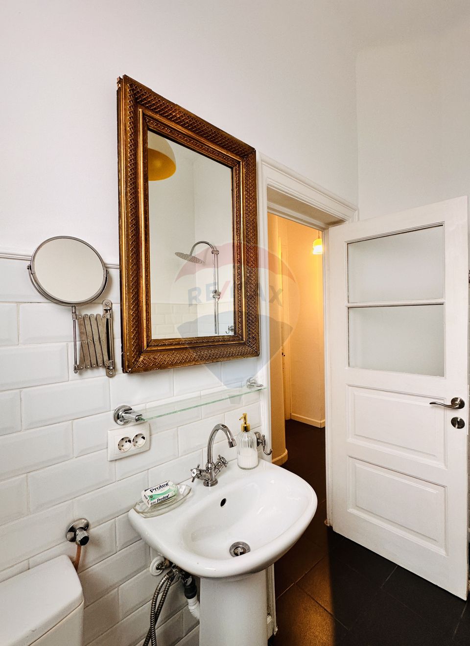 Apartament cu 2 camere în vilă | parcul Carol | 67! mp | parcare